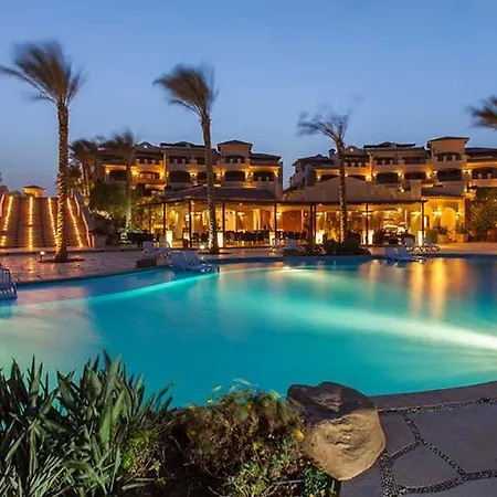 Waterfront Chalet At Luxurious Compound “ Family Only “