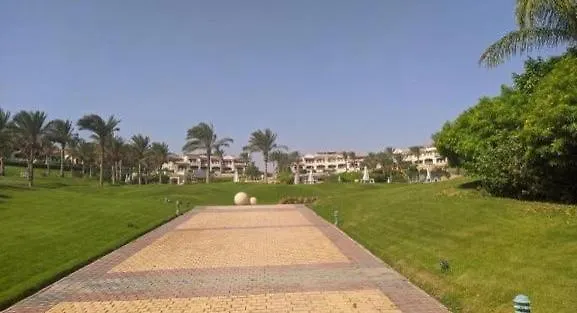 Waterfront At Luxurious Compound “ Family Only “ * Ain Sukhna